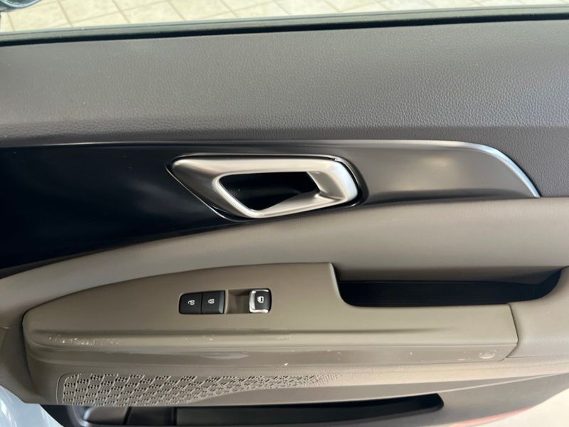 New 2027 Kia Carnival MPV Van