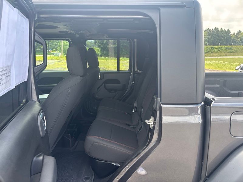 Used 2023 Jeep Gladiator Truck
