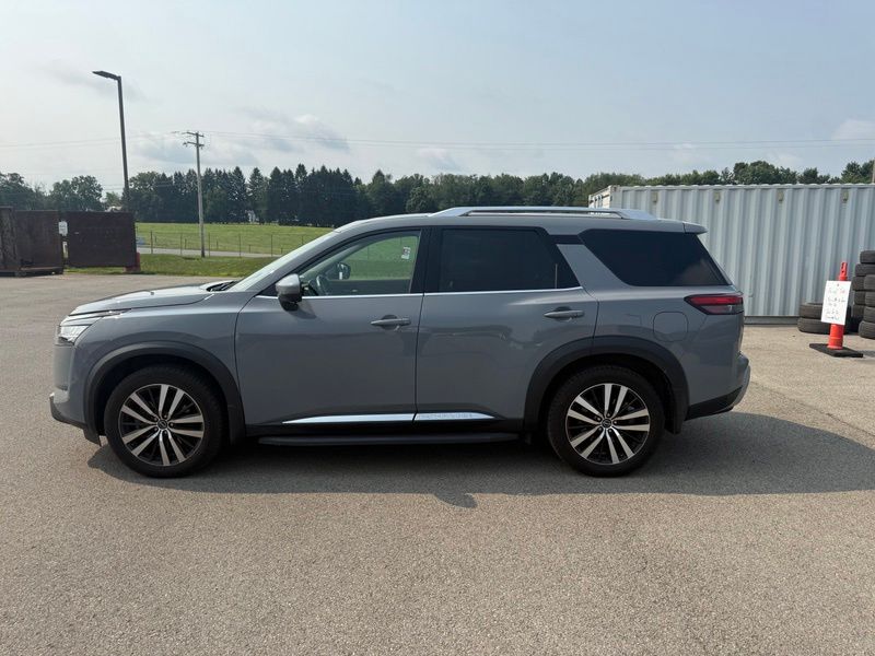 Used 2023 Nissan Pathfinder SUV