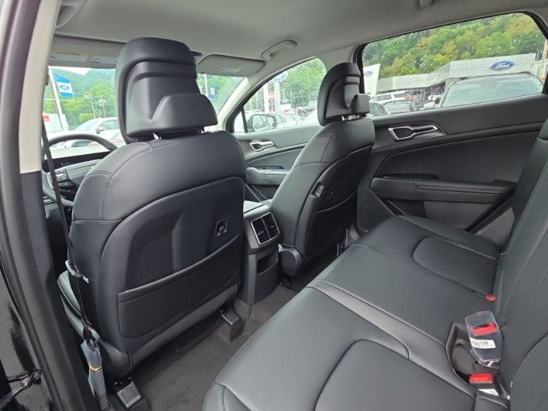 New 2027 Kia Sportage Hybrid SUV