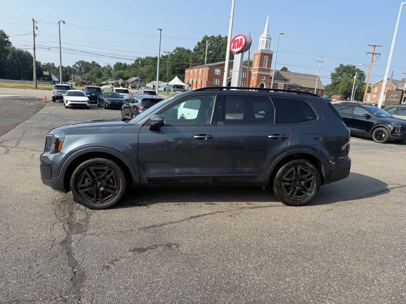 Used 2024 Kia Telluride SUV