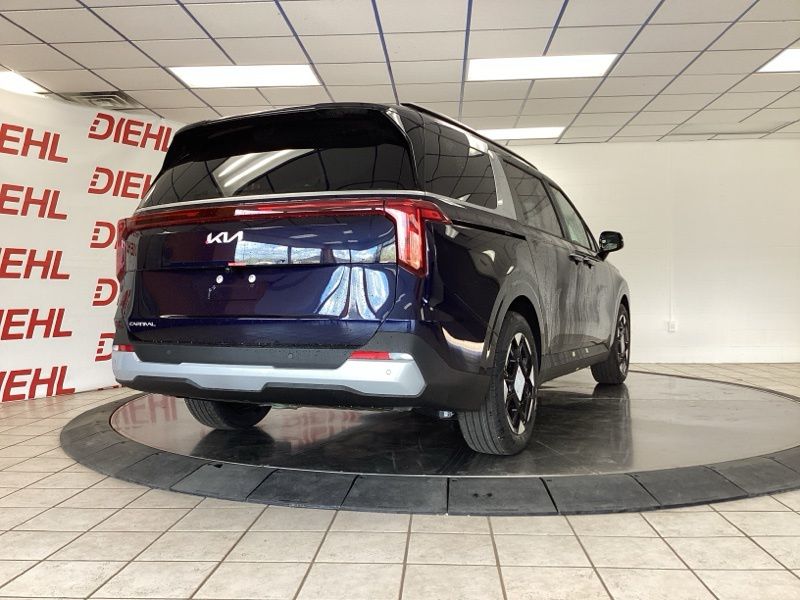 New 2026 Kia Carnival MPV Van