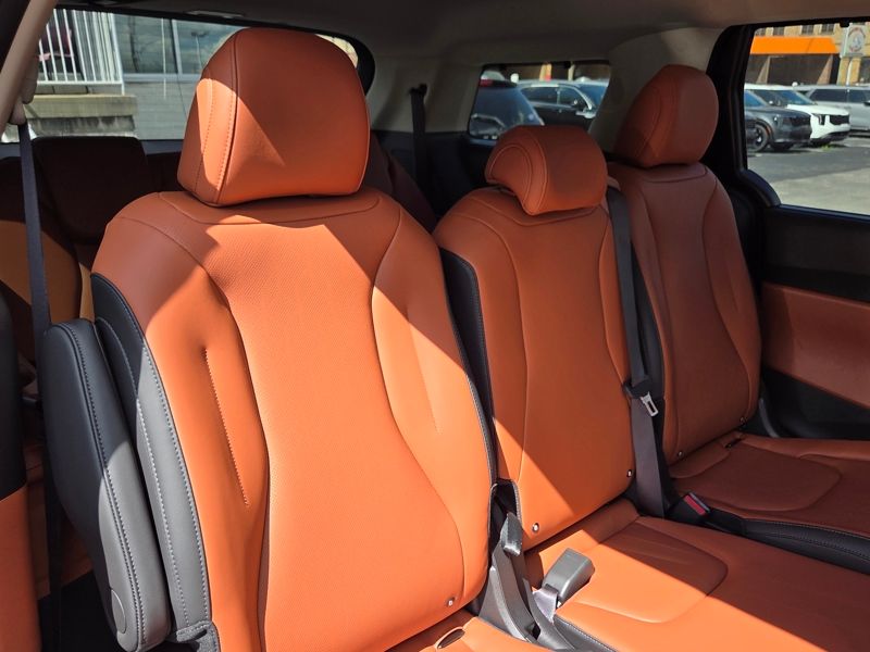 New 2026 Kia Carnival Hybrid Van