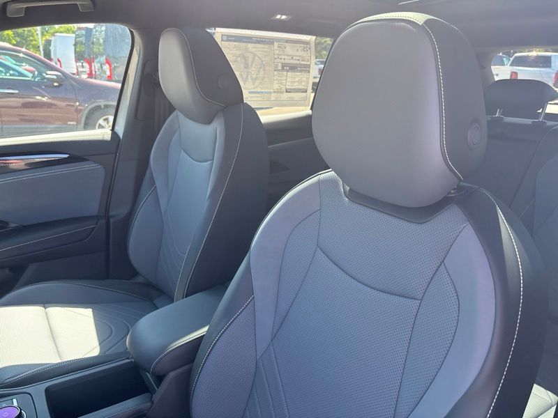 New 2026 Volkswagen Tiguan SUV