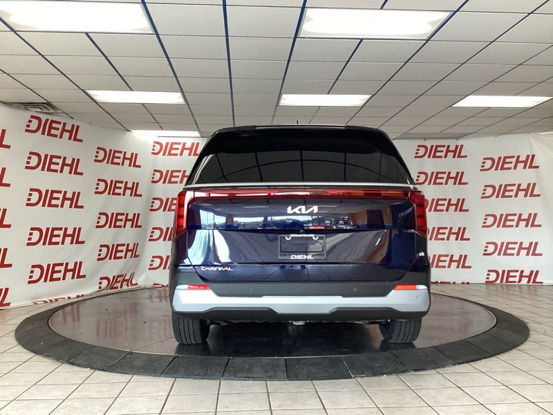 New 2027 Kia Carnival MPV Van