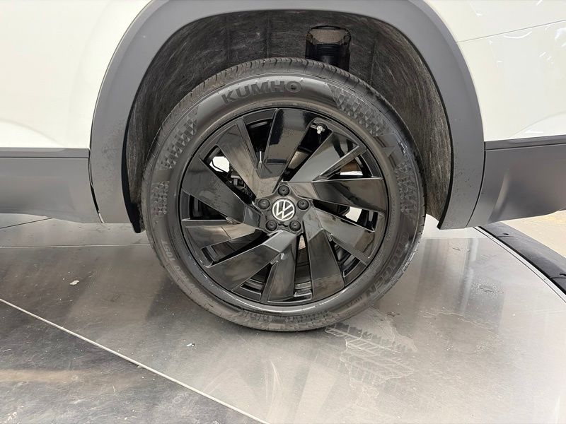Used 2024 Volkswagen Atlas SUV