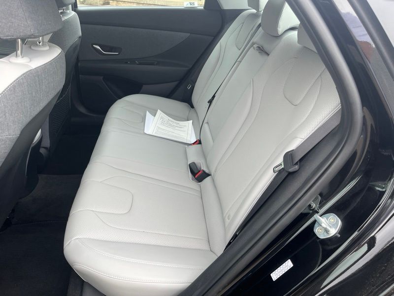 Used 2023 Hyundai Elantra Sedan