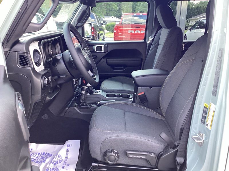 New 2026 Jeep Wrangler SUV