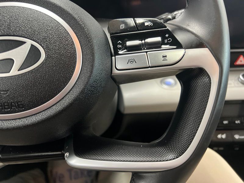 Used 2025 Hyundai Elantra Hybrid Sedan