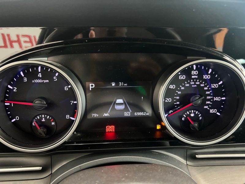 Used 2023 Kia Carnival Van