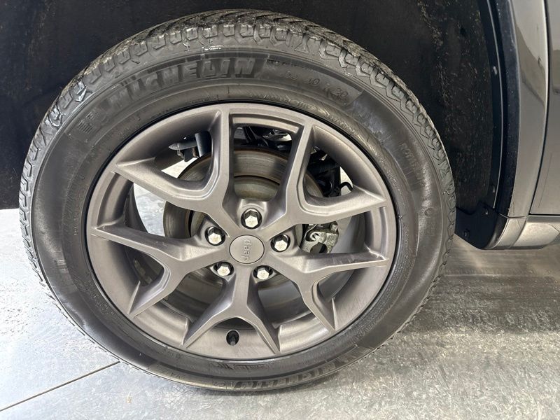 Used 2021 Jeep Grand Cherokee SUV