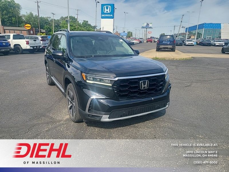 2024 Honda Pilot Touring AWD's photo