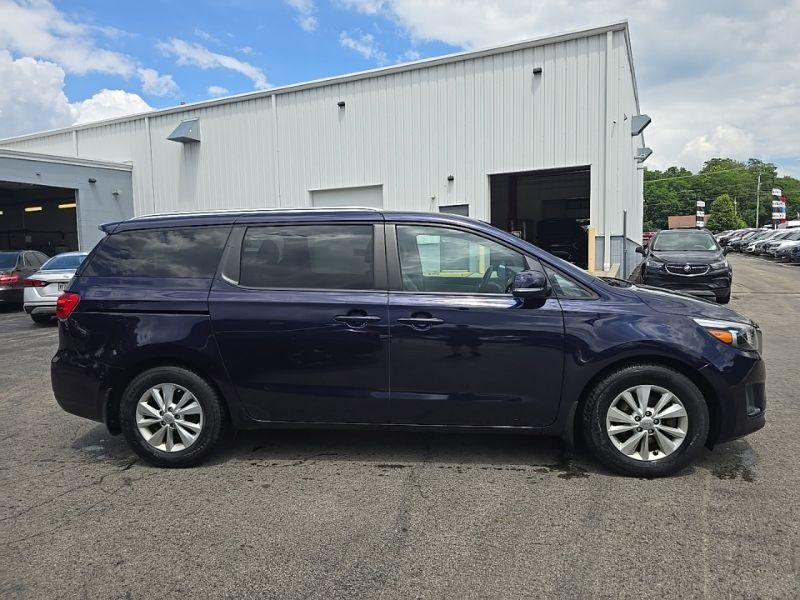 Used 2018 Kia Sedona Van