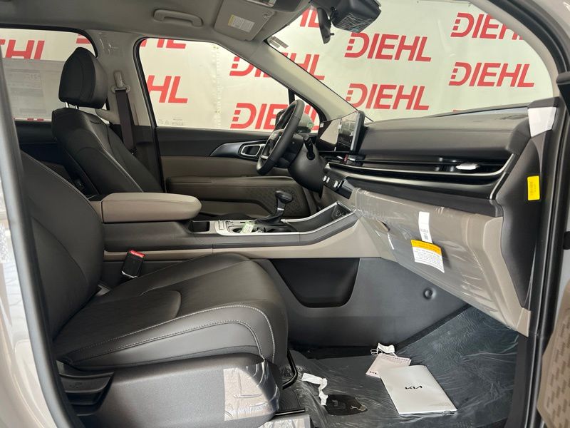 New 2027 Kia Carnival MPV Van