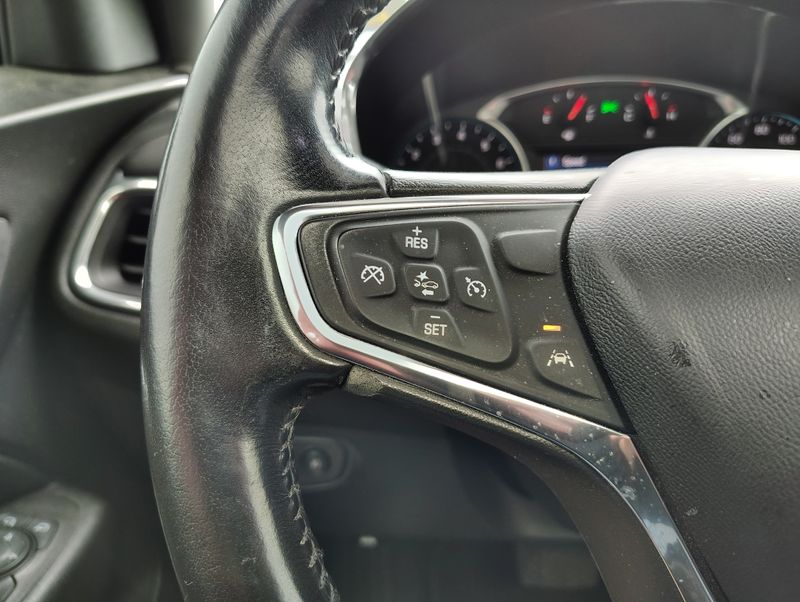 Used 2021 Chevrolet Equinox SUV
