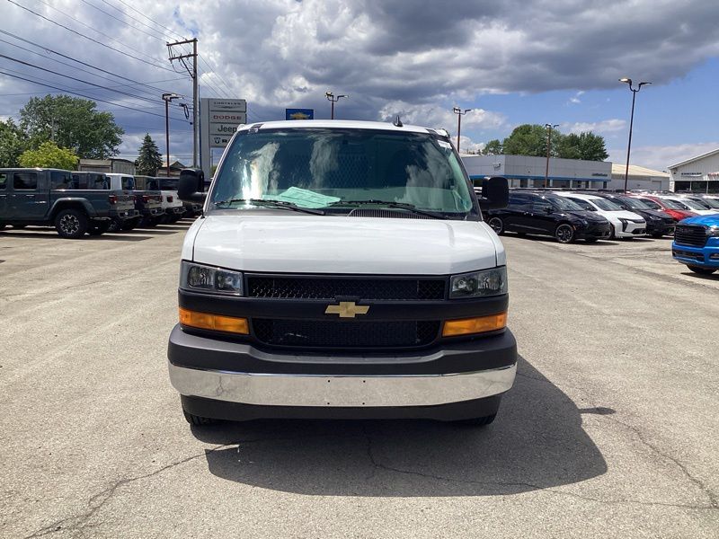 New 2026 Chevrolet Express 3500 Van