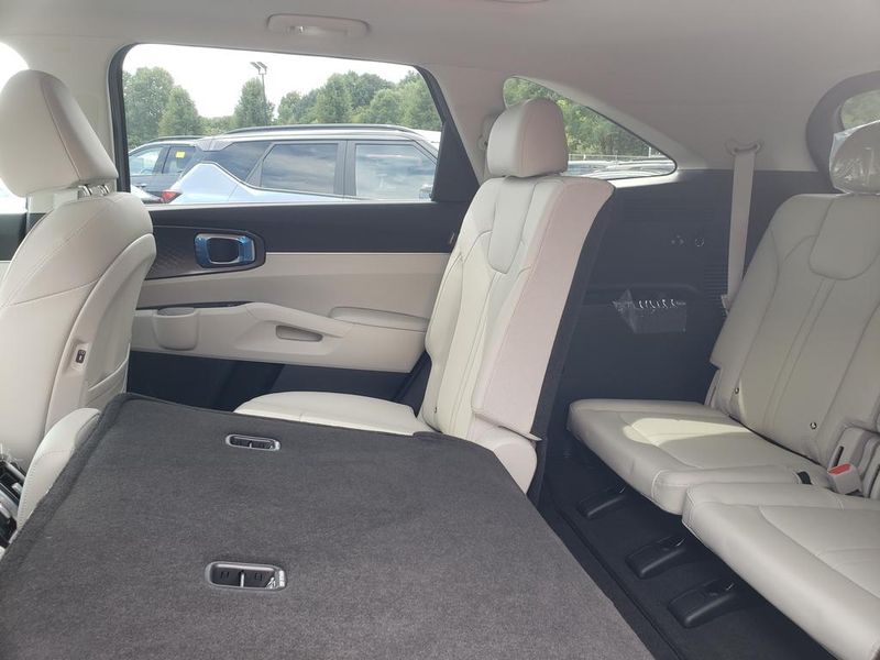 New 2026 Kia Sorento SUV