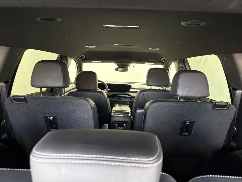 Used 2025 Buick Enclave SUV