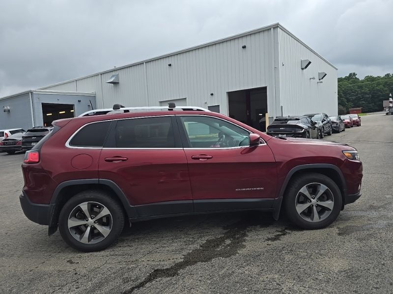 Used 2019 Jeep Cherokee SUV