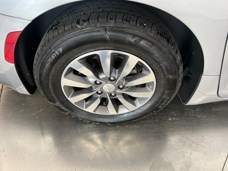 Used 2019 Chrysler Pacifica Van