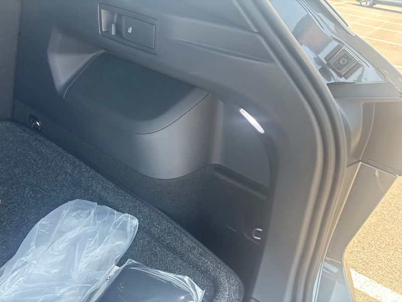New 2026 Volkswagen Tiguan SUV