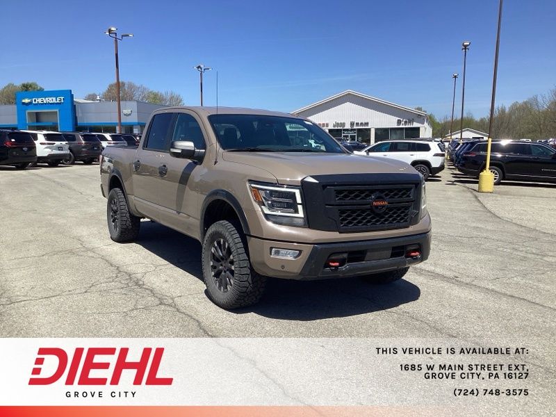 2021 Nissan Titan