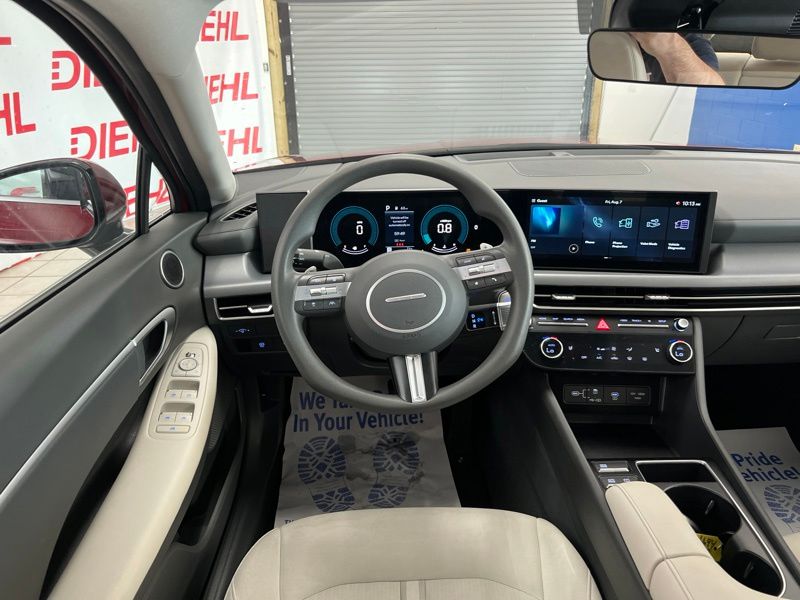 Used 2025 Hyundai Sonata Sedan