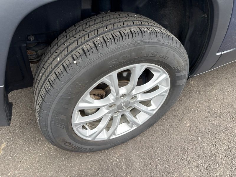 Used 2019 Jeep Cherokee SUV