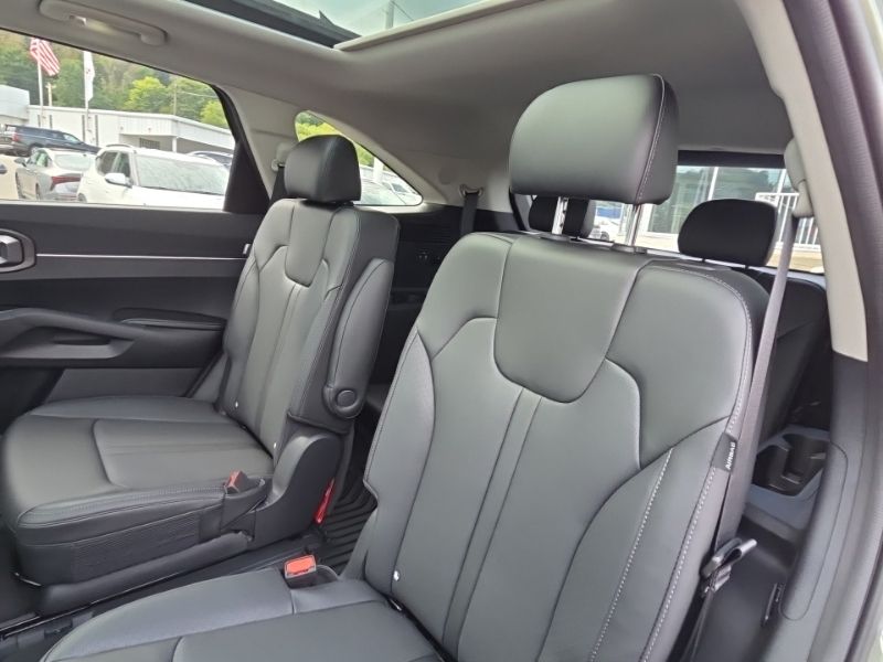 New 2026 Kia Sorento SUV