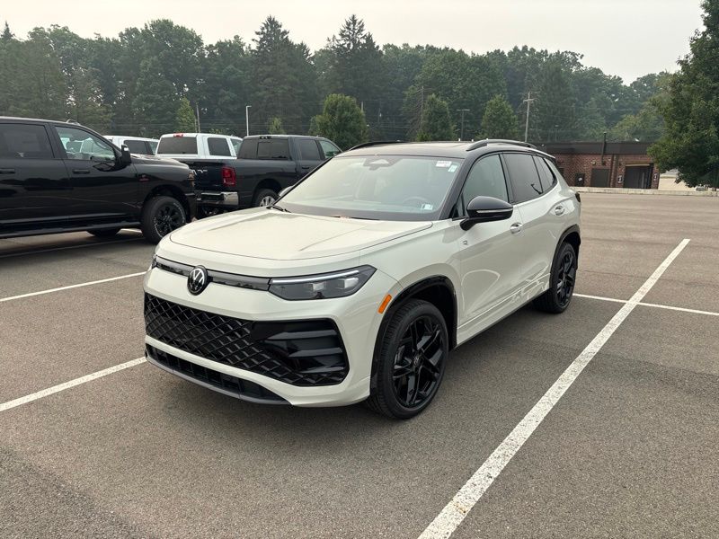 New 2026 Volkswagen Tiguan SUV