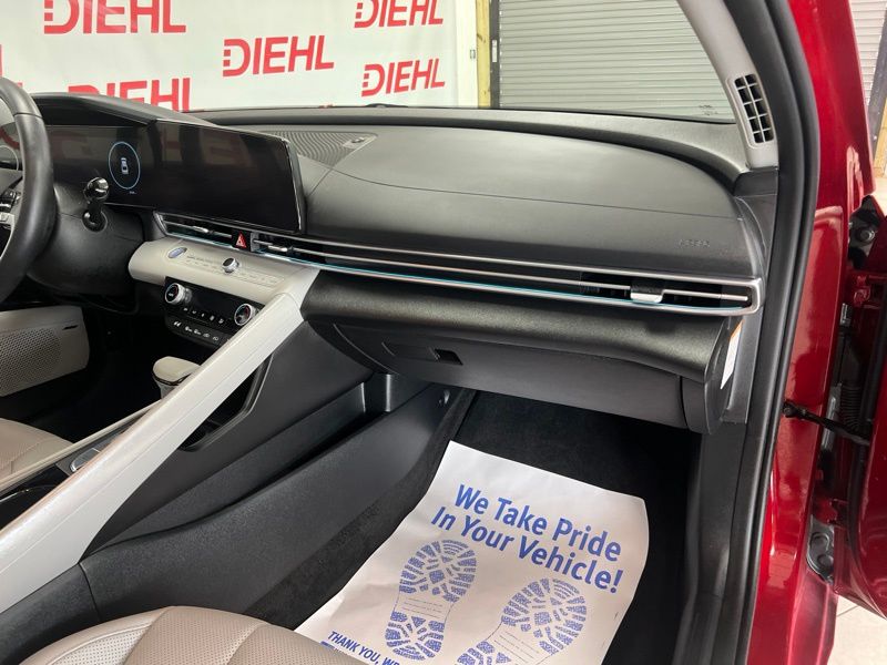 Used 2025 Hyundai Elantra Hybrid Sedan