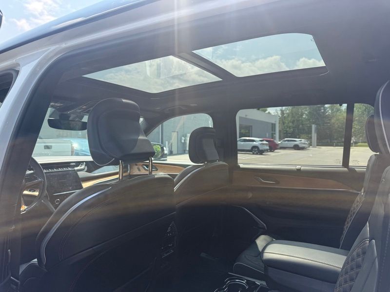 Used 2025 Jeep Grand Cherokee L SUV