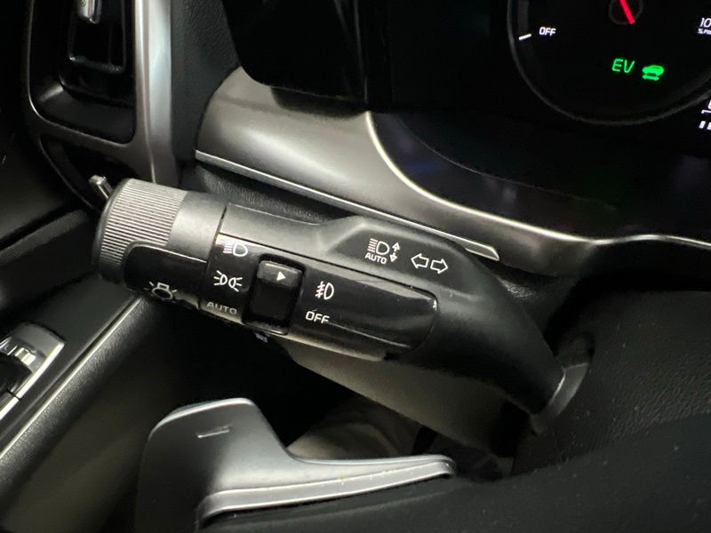 Used 2023 Kia Sorento Hybrid SUV