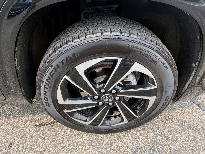 Used 2025 Buick Enclave SUV