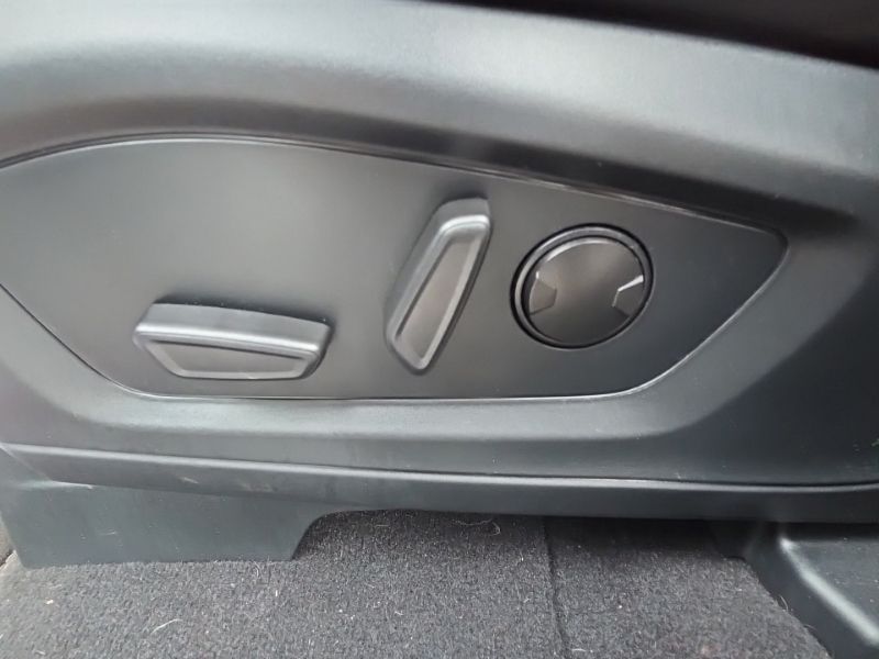 Used 2024 Ford Explorer SUV