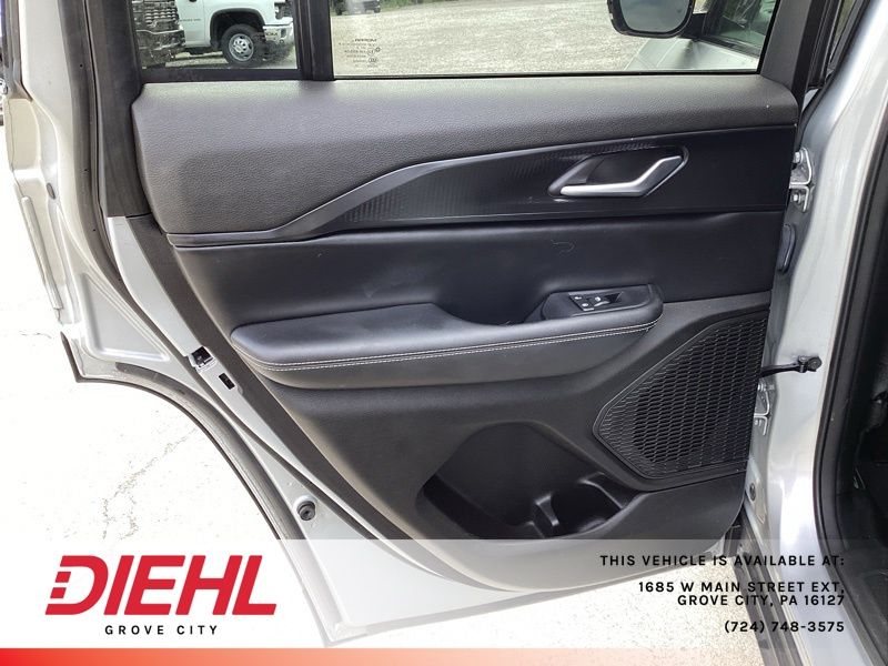 Used 2023 Jeep Grand Cherokee SUV