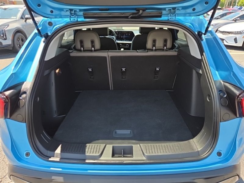 Used 2025 Chevrolet Trax SUV