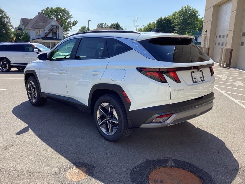 New 2026 Hyundai Tucson Hybrid SUV