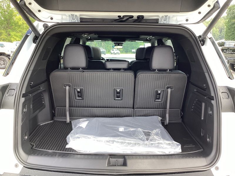 New 2027 Chevrolet Traverse SUV