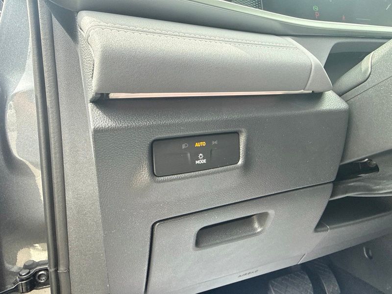 Used 2025 Volkswagen Tiguan SUV