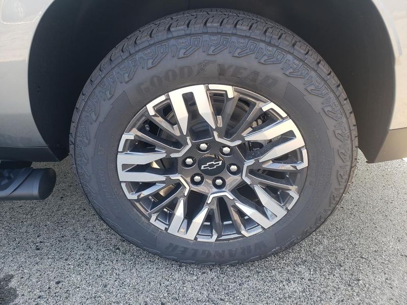 New 2026 Chevrolet Suburban SUV