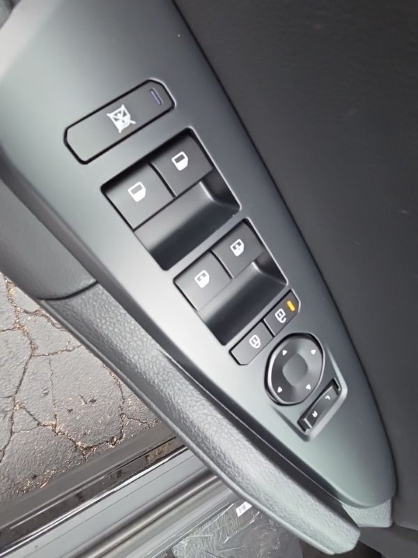 New 2027 Kia Sportage Hybrid SUV