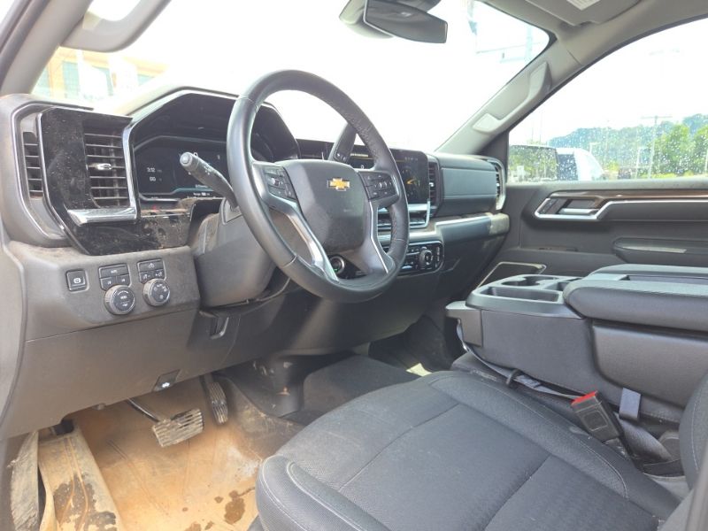 Used 2025 Chevrolet Silverado 1500 Truck