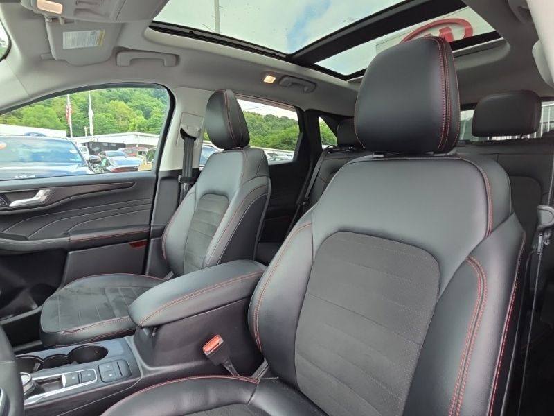 Used 2022 Ford Escape SUV