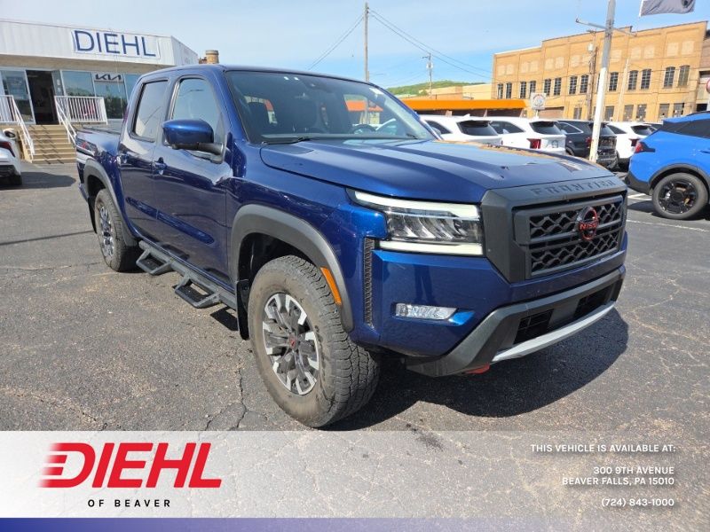 2023 Nissan Frontier PRO-4X Crew Cab 4WD