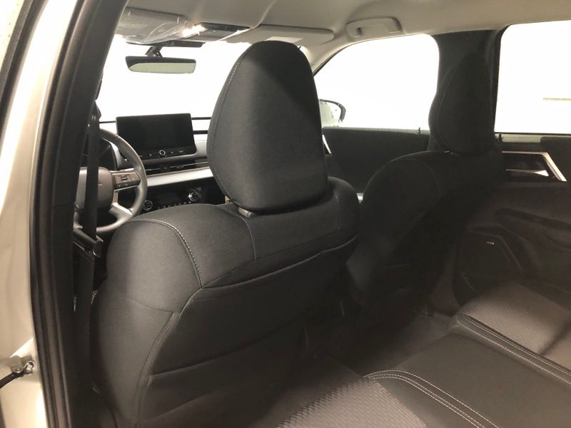 2026 Mitsubishi Outlander ES - Photo 16