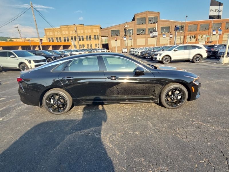 New 2026 Kia K5 Sedan