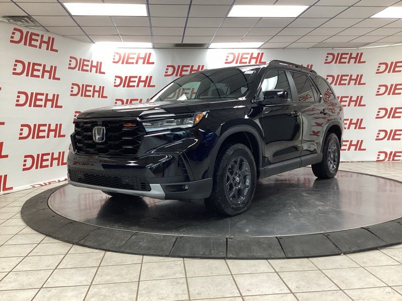 Used 2025 Honda Pilot SUV
