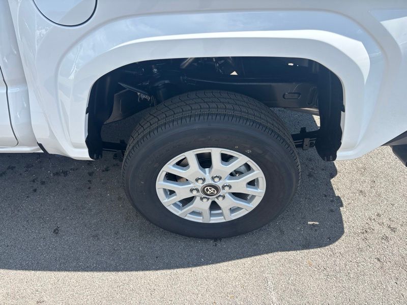 2026 Toyota Tacoma SR - Photo 37