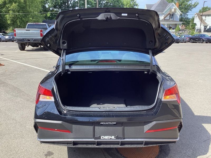 New 2026 Hyundai Elantra Sedan